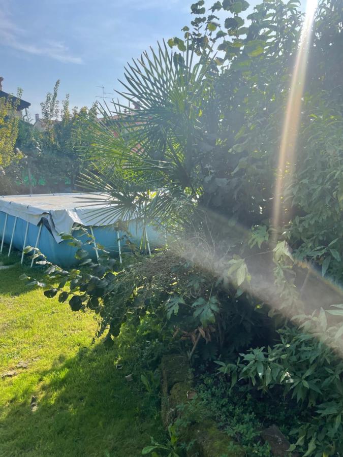 Il Giardino Di Emilia - Intero Appartamento In Villa Con Giardino Privato E Piscina Estiva Pontirolo Nuovo المظهر الخارجي الصورة